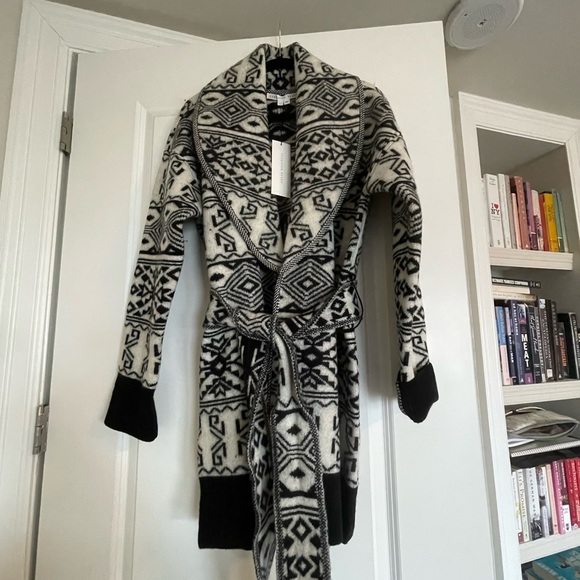 NWT Veronica Beard Carrington Sweater, sold out online but you can have this one - Picture 2 of 9